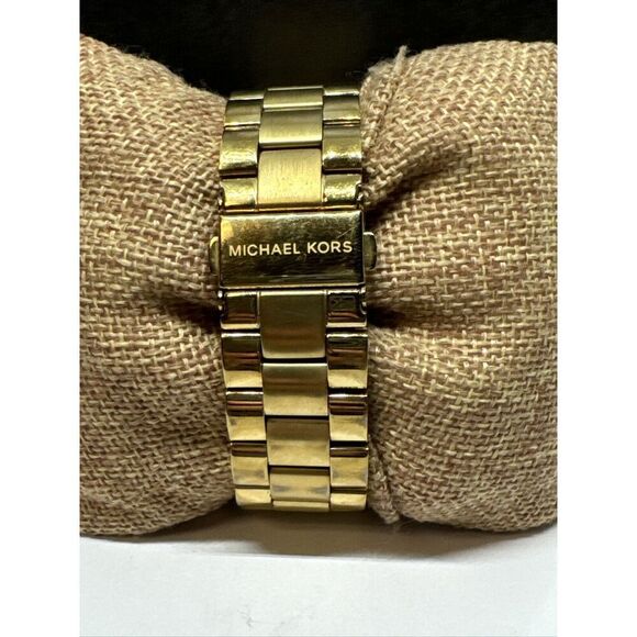 Michael Kors Slim Runway MK3335 Women\'s Gold Tone Analog Dial Wrist Watch JNA242 main image 6